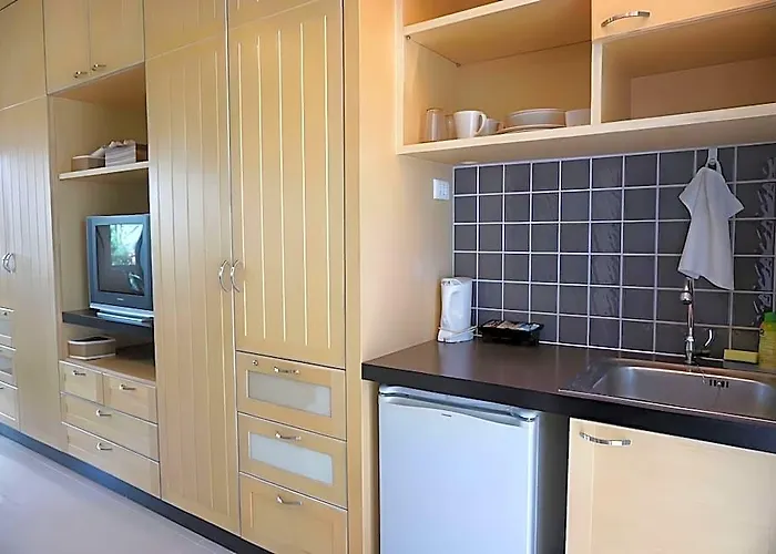 Borarn House 3*